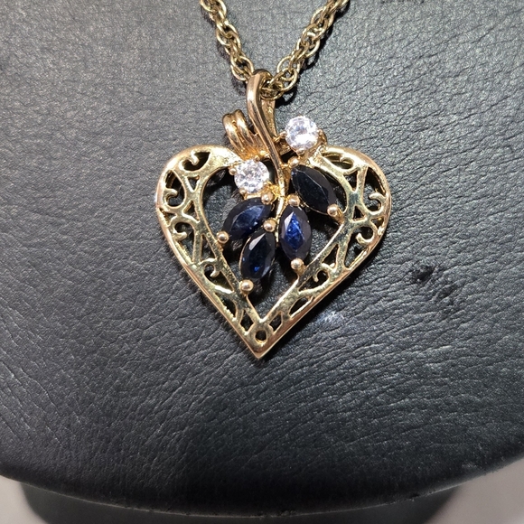 GOLD TONE SAPPHIRE AND CZ HEART SHAPE PENDANT WITH CHAIN - Picture 3 of 6
